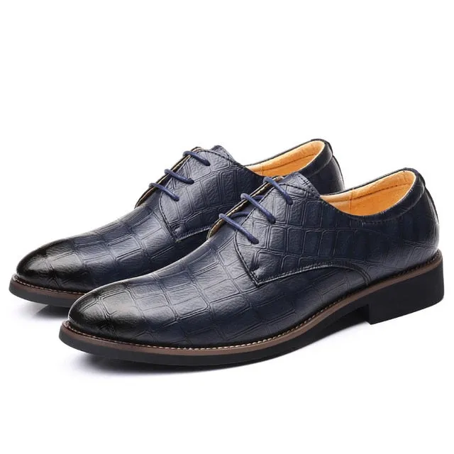 Flexible Pointed Matte Leather Oxford Shoe